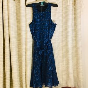 Sleek Banana Republic dress